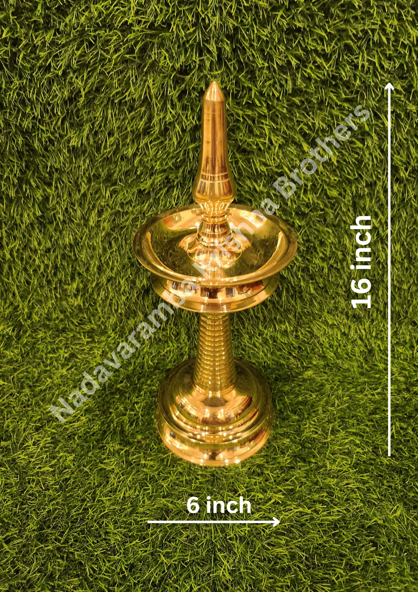 Brass Kerala Traditional Medium Lamp/Vilakku - Image 3