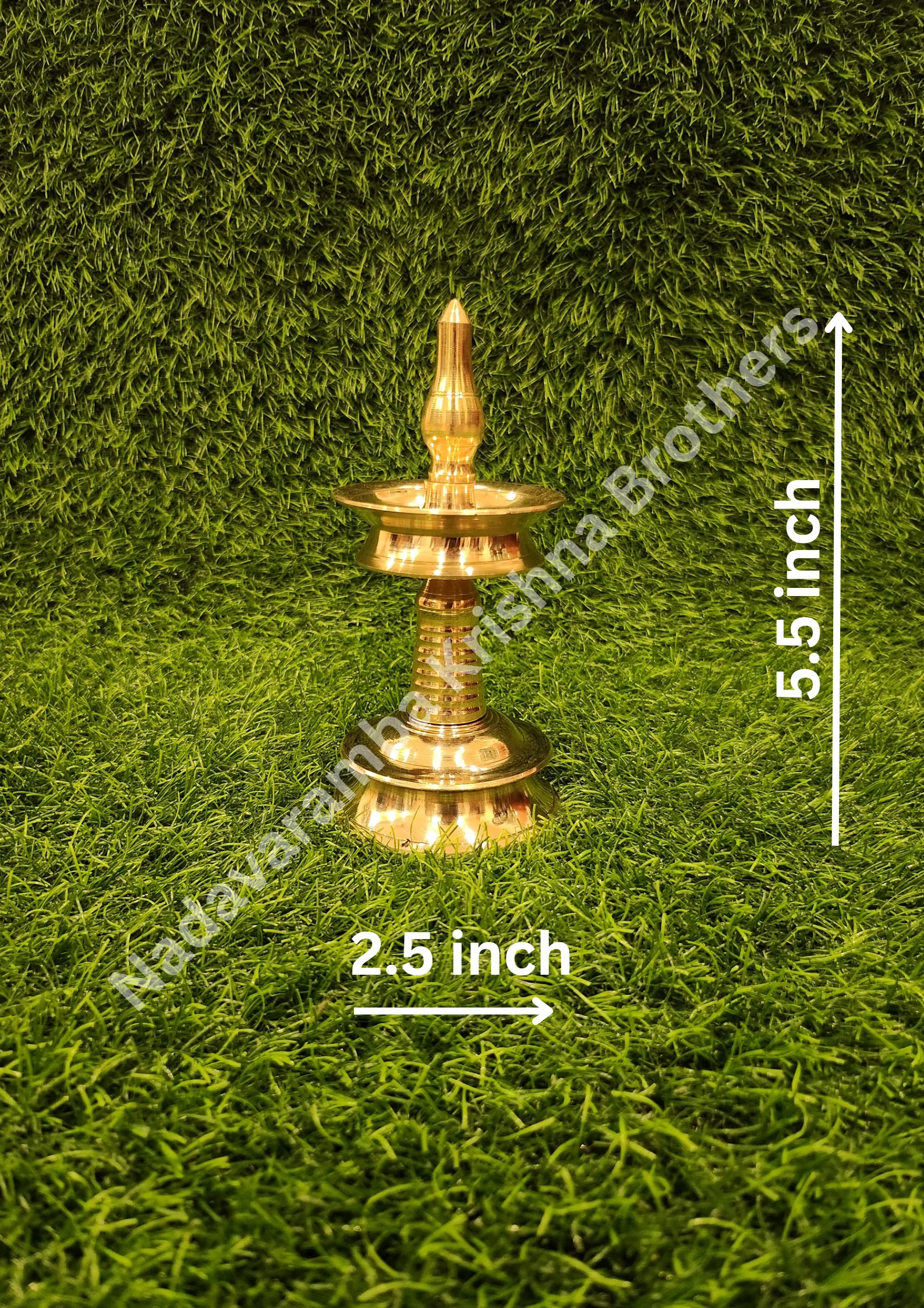 Brass Kerala Traditional Small Lamp/Vilakku - Image 4