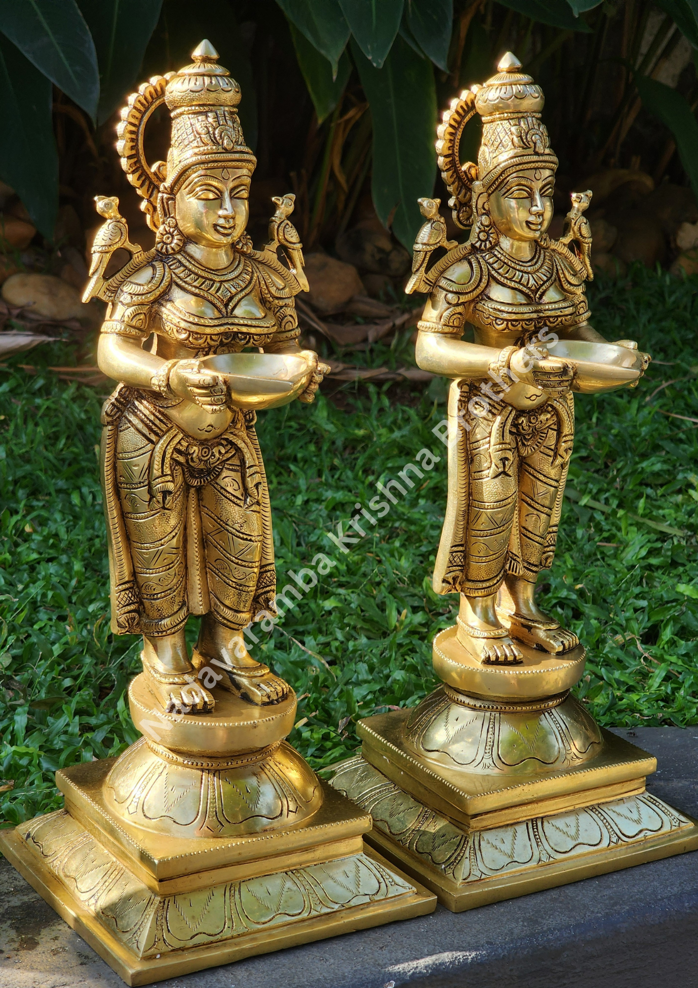 Pavaai Vilakku 17inch - Image 5