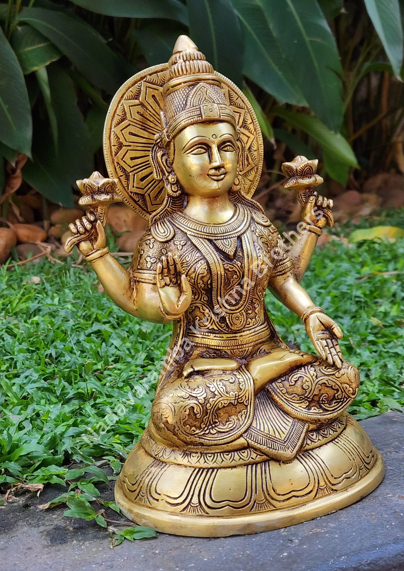 Goddess Lakshmi 12 inch - Image 2