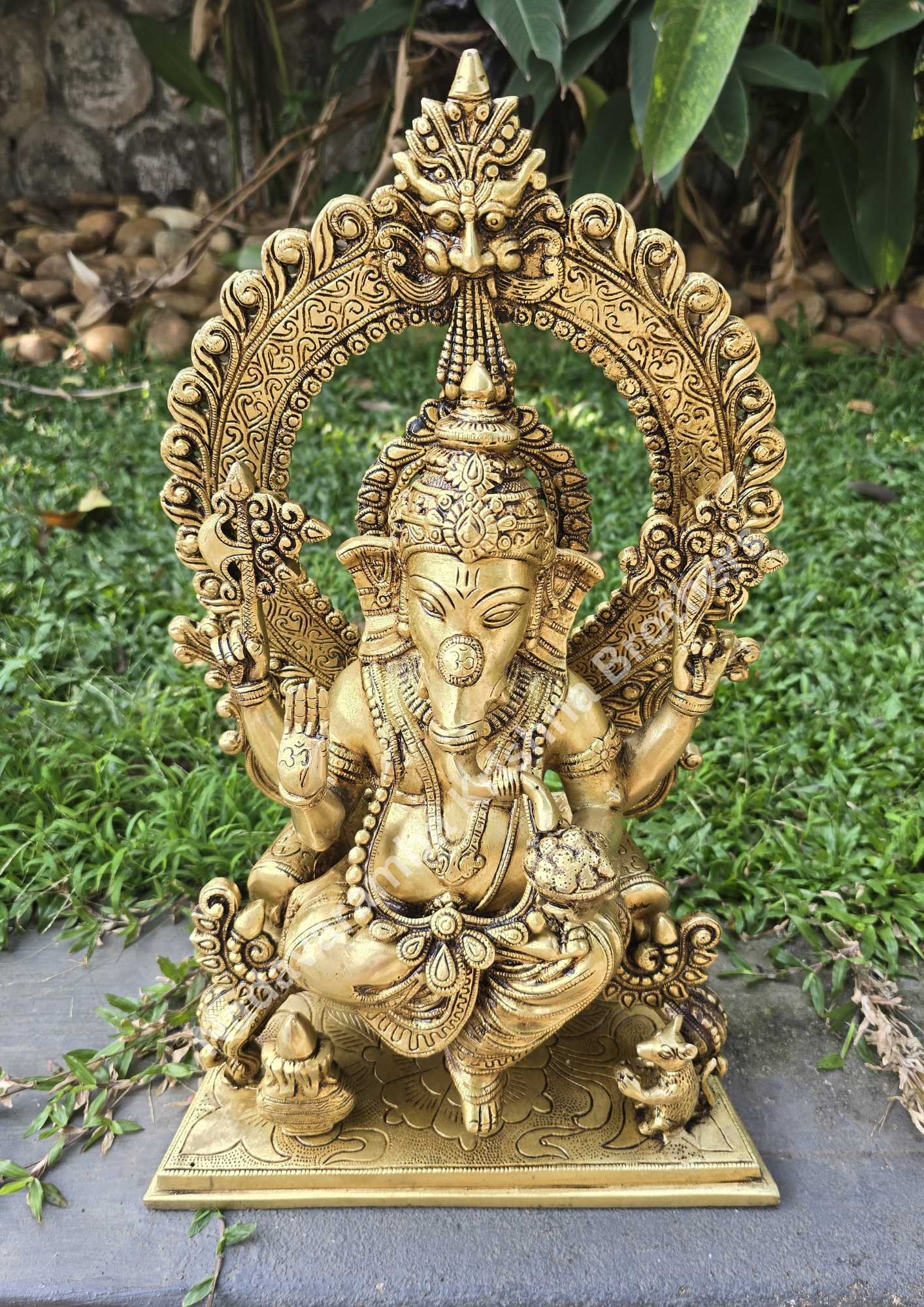 Shree Ganesh Brass Idol - 18 inches - Image 4