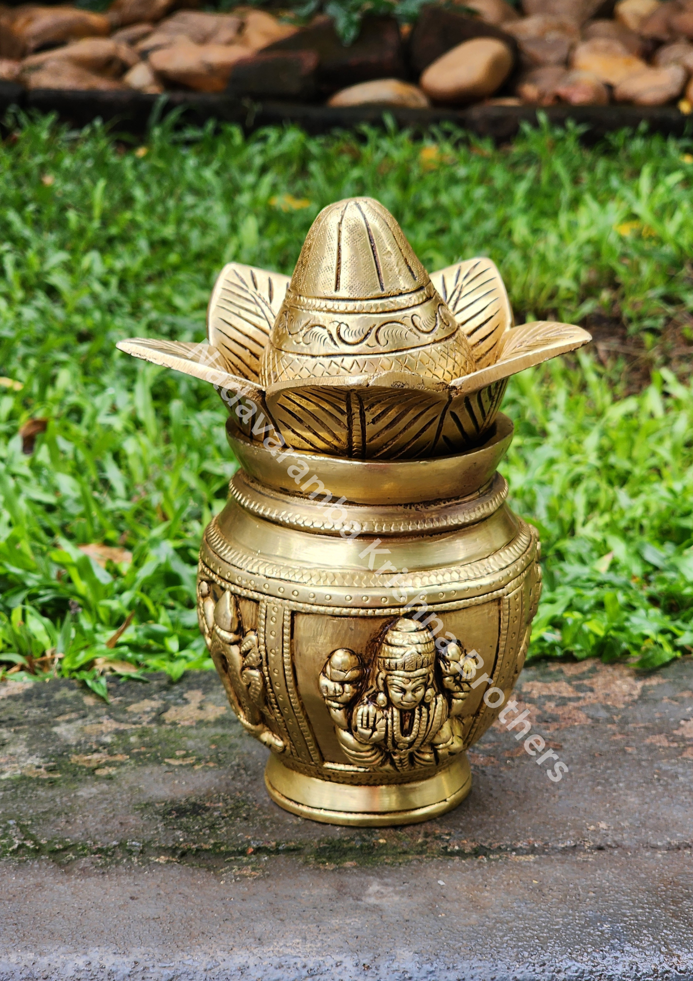 Lakshmi and Ganesha Engraved Bronze Kalash/Poornakumbam - Image 2