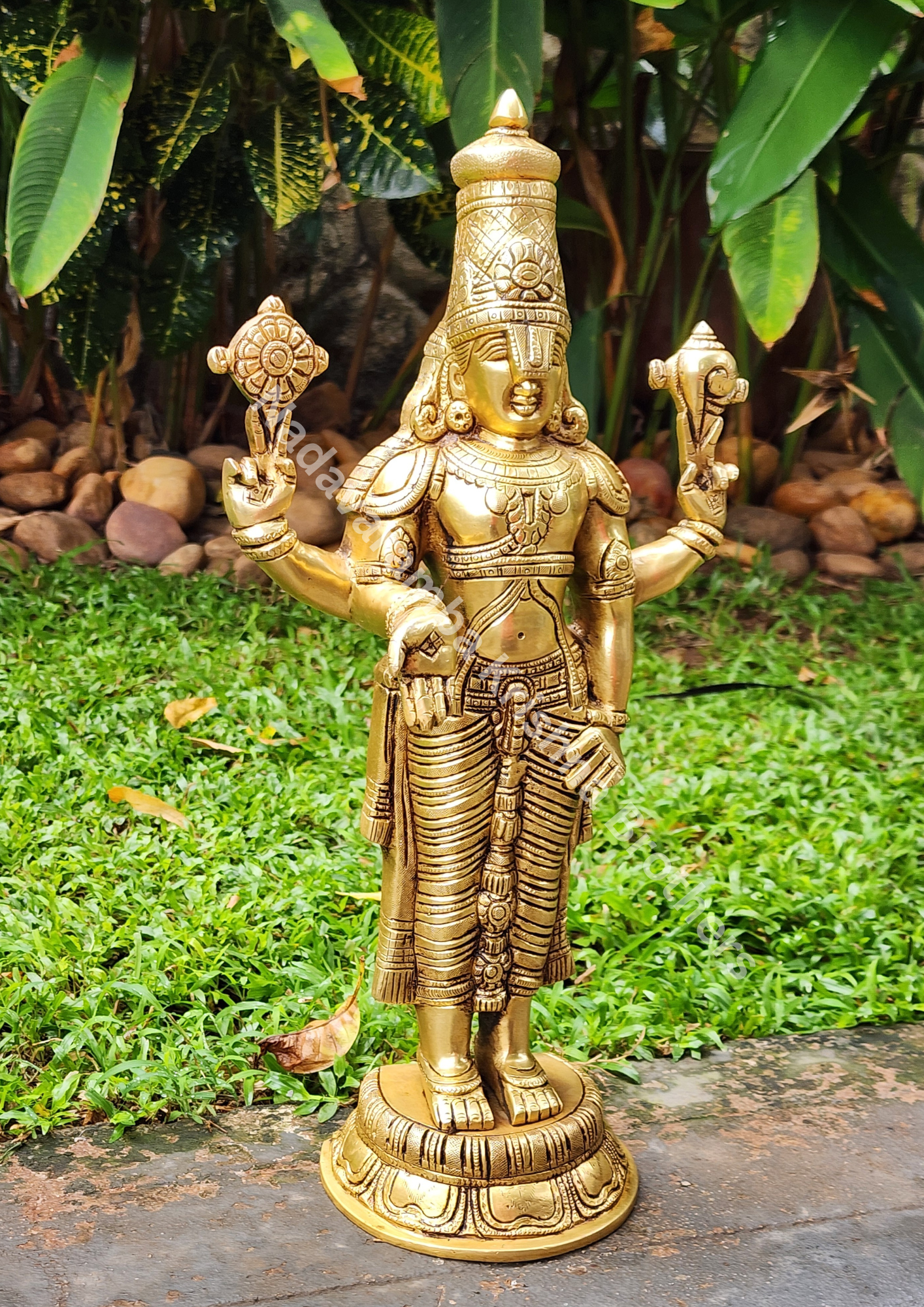 Perumal/Venkatachalapati 18 inches TBAL-17 - Image 3