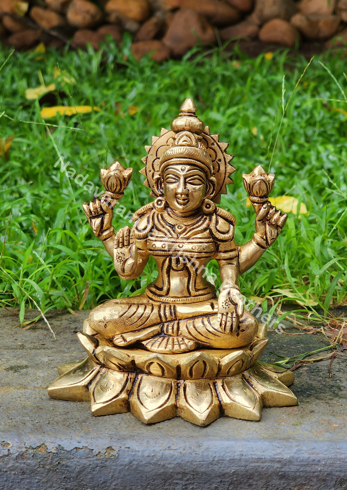 Goddess Lakshmi 5.5 inch (SC-3727)