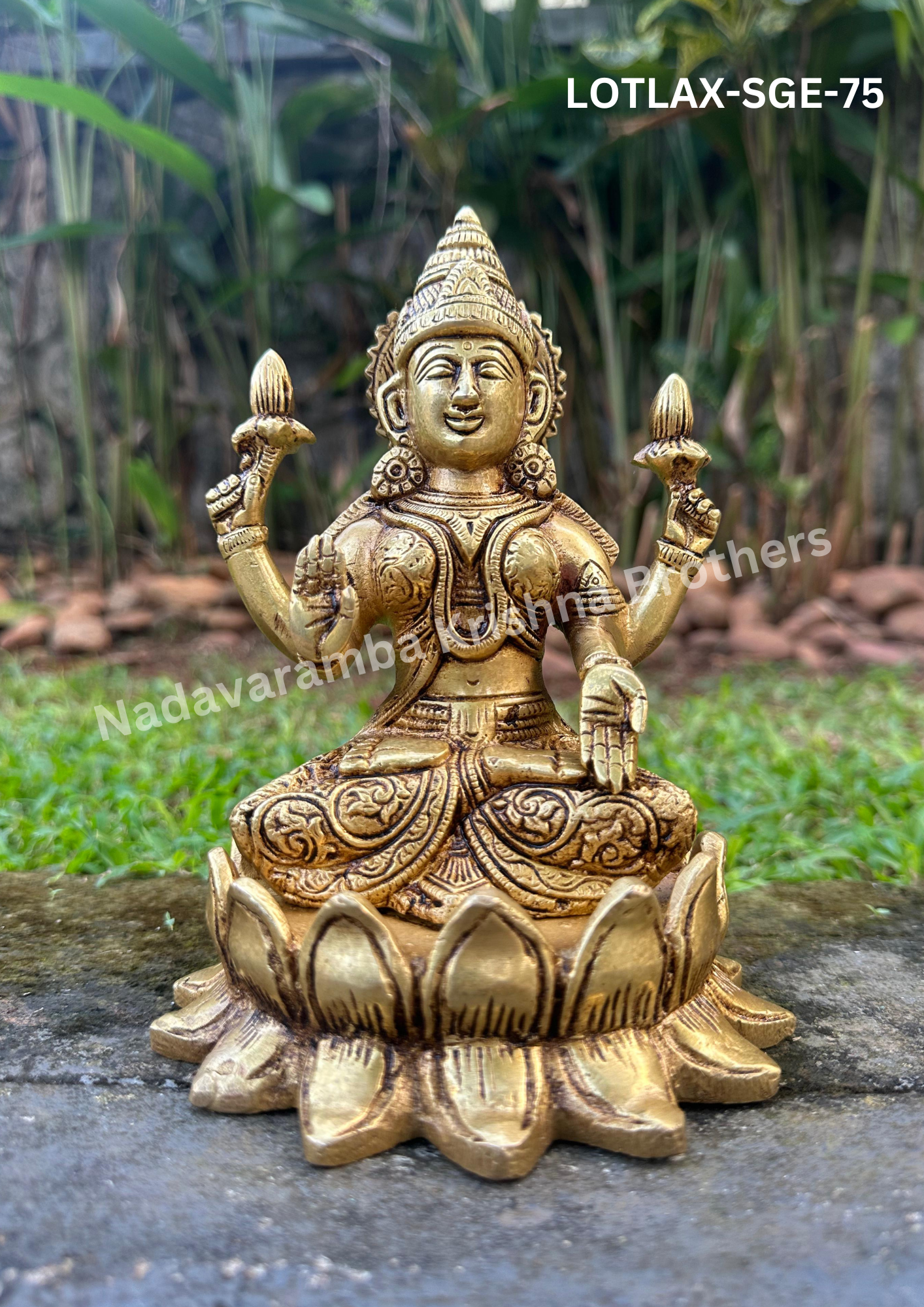 Goddess Lakshmi 7.5 inch (LOTLAX-SGE-75) - Image 3