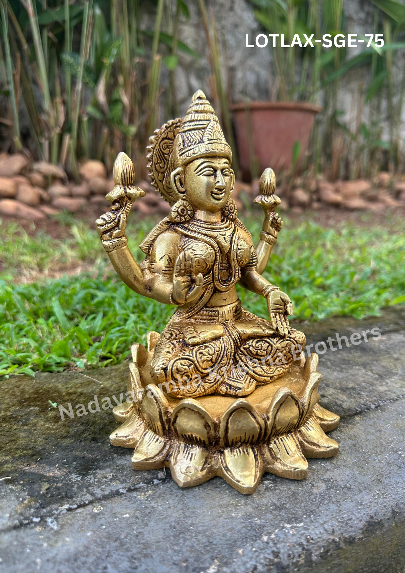 Goddess Lakshmi 7.5 inch (LOTLAX-SGE-75) - Image 5