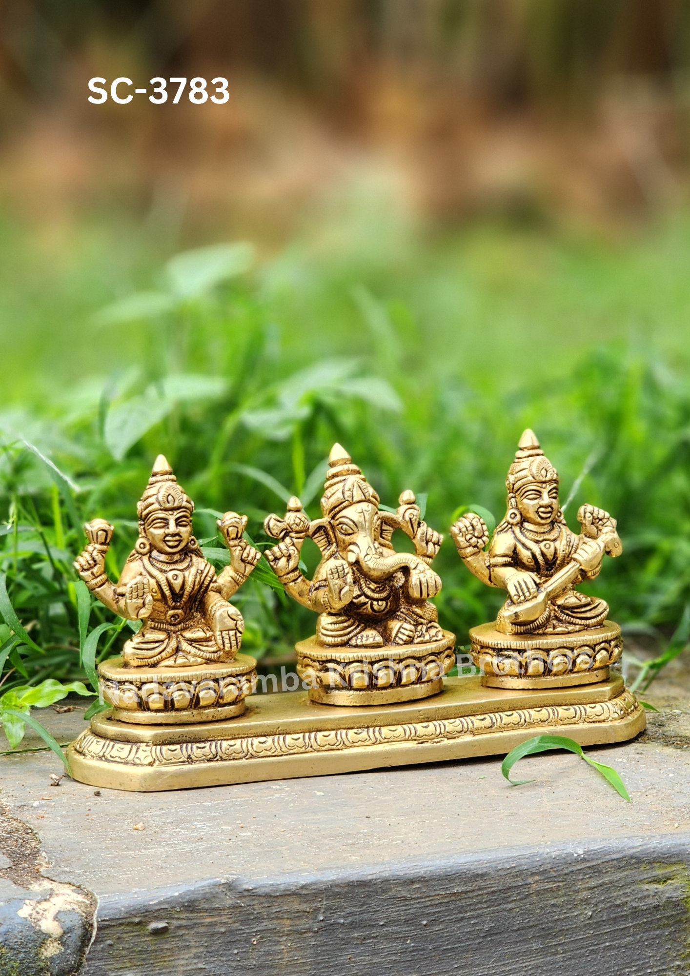 Brass Lakshmi, Ganesha, Saraswati Idol Set (SC-3783) - Image 4