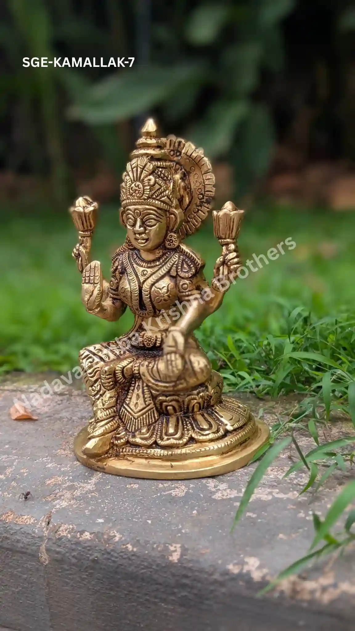 Ganesh in Lotus (SGE-KAMALGAN-7) - Image 3